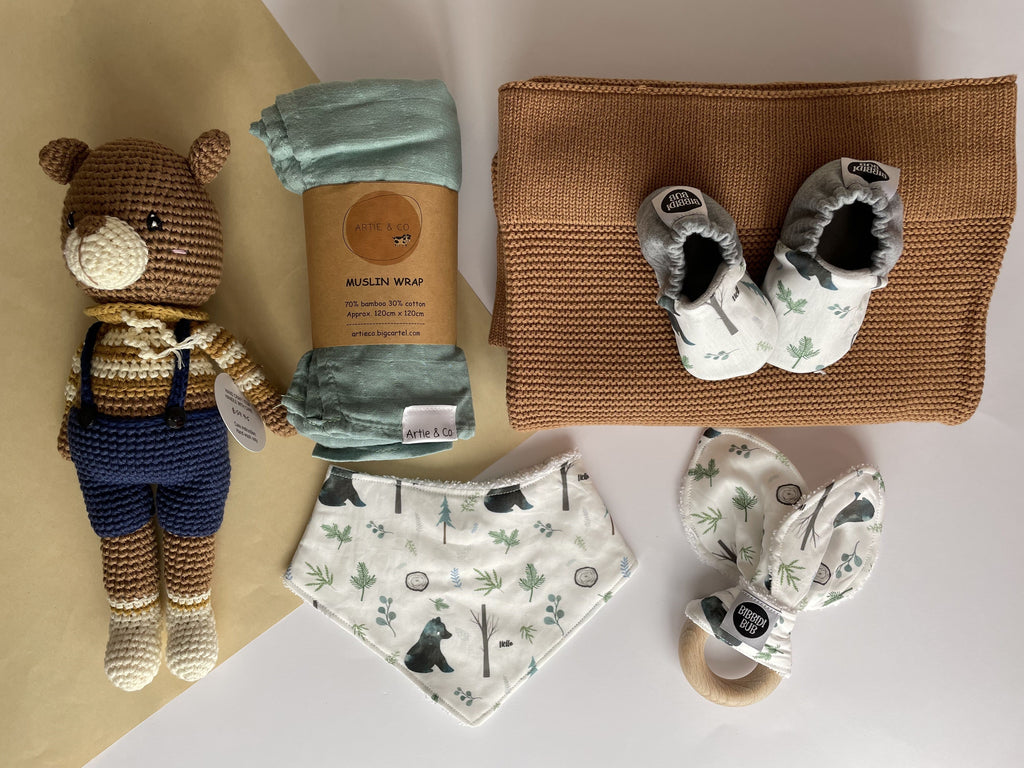 Little Bear Baby Hamper - Little Wonders - Personalised gift boxes - made in Melbourne, teddy bear  - Handcrafted new baby hamper - little people big dreams - best baby gifts - eco-friendly - soft and cuddly - great gift idea - baby slippers - baby blanket - little hands - teddy- best hampers Australia - neutral tones 