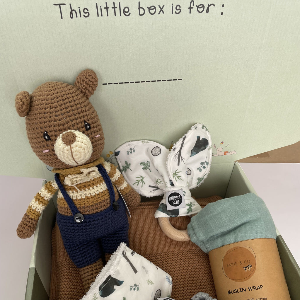 Little Bear Baby Hamper - Little Wonders - Personalised gift boxes - made in Melbourne, teddy bear  - Handcrafted new baby hamper - little people big dreams - best baby gifts - eco-friendly - soft and cuddly - great gift idea - baby slippers - baby blanket - little hands - teddy- best hampers Australia - neutral tones 